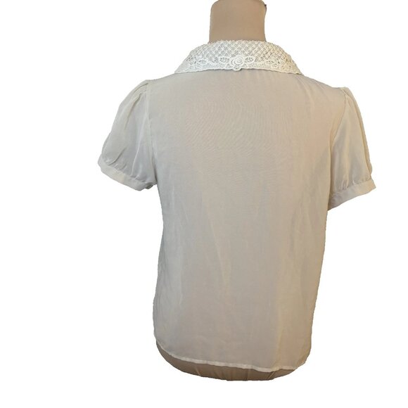 SOLD 90's Forever 21 Cream Sheer Short Sleeve Blouse with Lace Collar  Size L - Picture 2 of 8